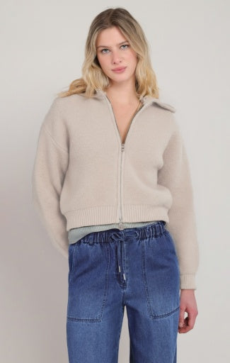 WIDE COLLAR CARDIGAN