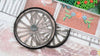 Carte de vœux chariot fleuri en papier roulé