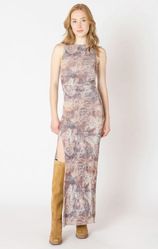 Robe froncée en résille